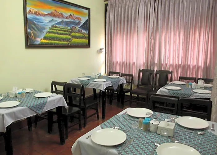 Hotel Buddha Land 2*